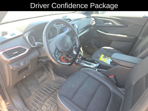 Used 2022 Chevrolet TrailBlazer RS w/ Technology Package AWD/4WD image 15