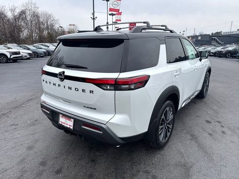 New 2026 Nissan Pathfinder Platinum FWD image 5