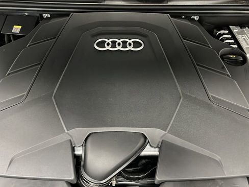 Used 2025 Audi Q7 3.0T Premium Plus w/ Premium Plus Package image 38
