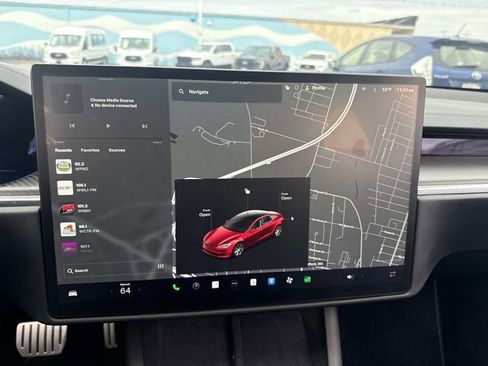 Used 2021 Tesla Model S Plaid image 22