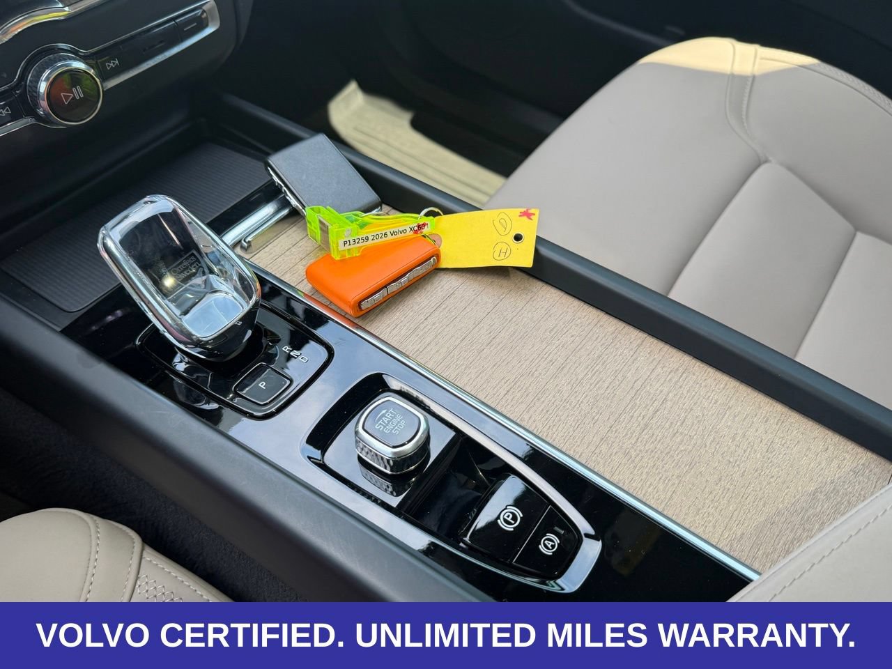 Certified 2026 Volvo XC60 B5 Plus AWD/4WD image 19