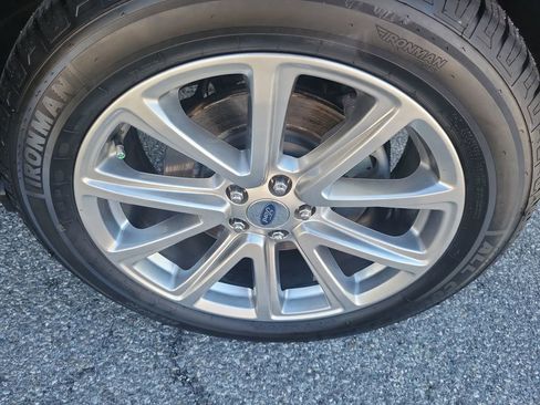 Used 2017 Ford Explorer Limited w/ Equipment Group 303A image 27