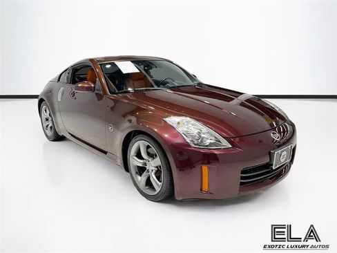 Used 2006 Nissan 350Z Coupe w/ (K96) Aerodynamics Pkg RWD image 2