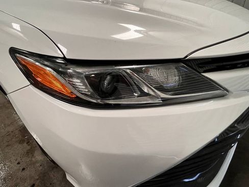Used 2020 Toyota Camry LE FWD image 36