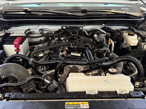 Used 2024 Toyota Tacoma SR5 image 31