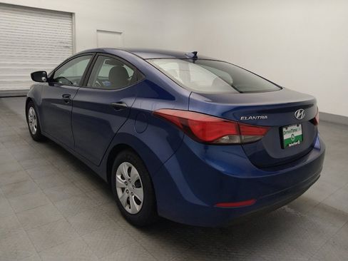 Used 2016 Hyundai Elantra SE FWD image 5