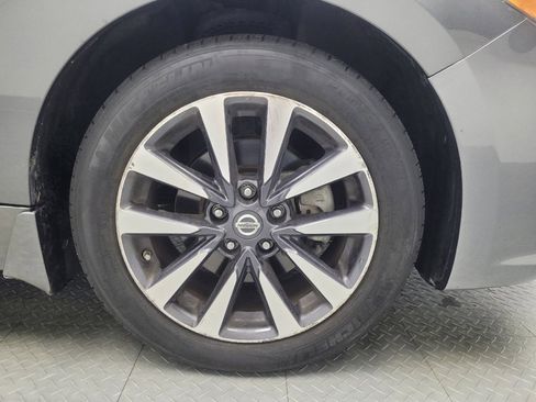 Used 2017 Nissan Altima 2.5 SV w/ Convenience Package image 31