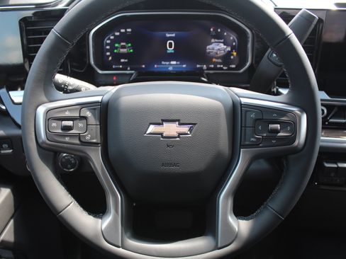 New 2026 Chevrolet Silverado 1500 LT AWD/4WD image 11