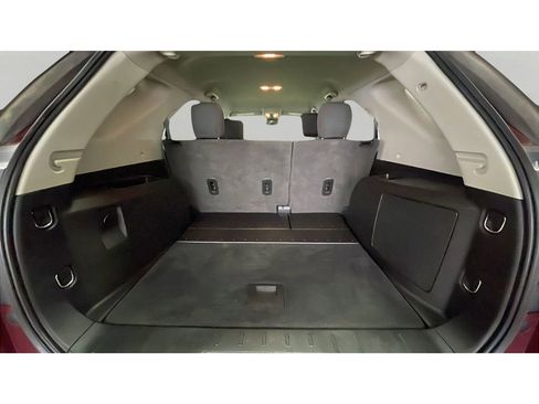 Used 2017 Chevrolet Equinox LT w/ Convenience Package image 16