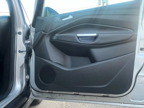 Used 2016 Ford C-MAX Energi SEL image 26