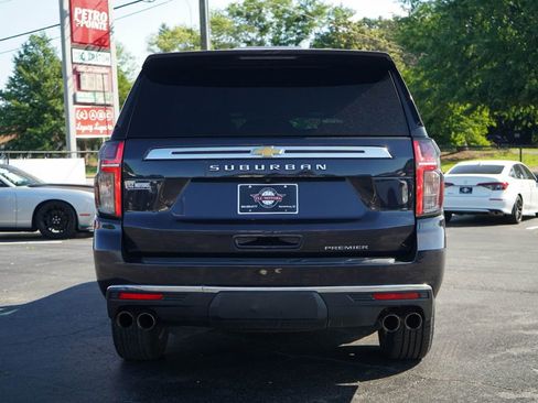 Used 2023 Chevrolet Suburban Premier AWD/4WD image 19
