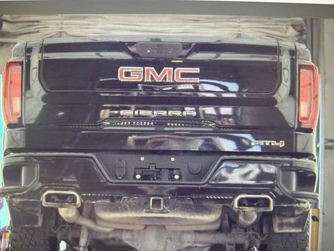 Used 2021 GMC Sierra 1500 AT4 image 9