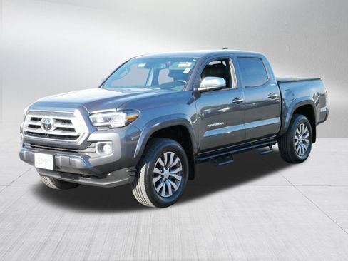 Used 2023 Toyota Tacoma Limited image 3