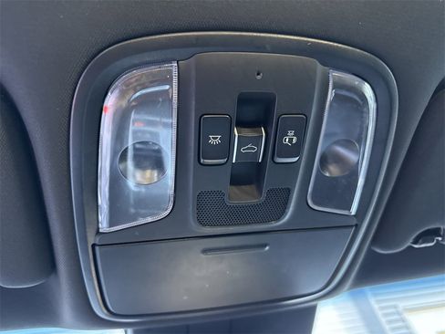 Used 2020 Kia Stinger GT1 image 28