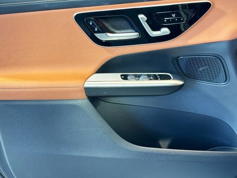 Certified 2023 Mercedes-Benz GLC 300 4MATIC image 17