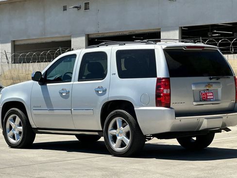 Used 2012 Chevrolet Tahoe LTZ AWD/4WD image 6