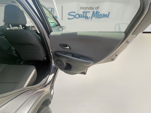 Used 2022 Honda HR-V LX image 29