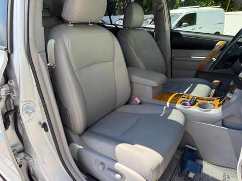 Used 2009 Toyota Highlander Limited AWD/4WD image 53