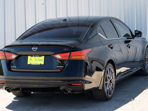 Used 2024 Nissan Altima 2.0 SR image 47