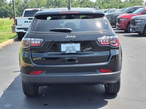 New 2026 Jeep Compass Latitude AWD/4WD image 26