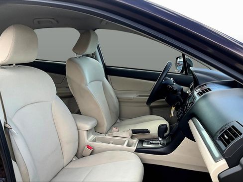 Used 2013 Subaru Impreza 2.0i image 7