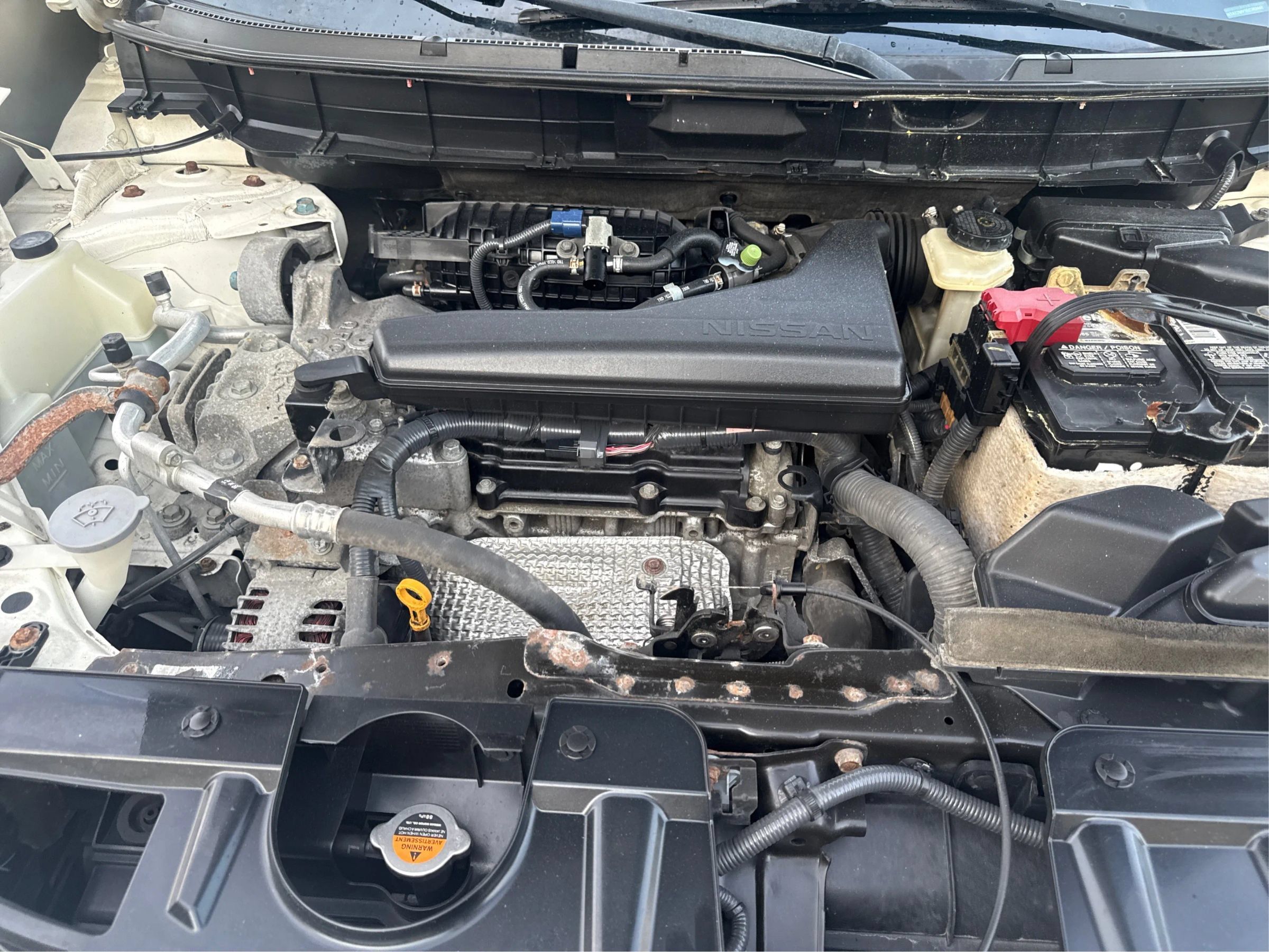 Used 2014 Nissan Rogue SV AWD/4WD image 13