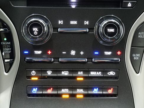 Used 2020 Lincoln Nautilus Reserve w/ Equipment Group 201A image 21