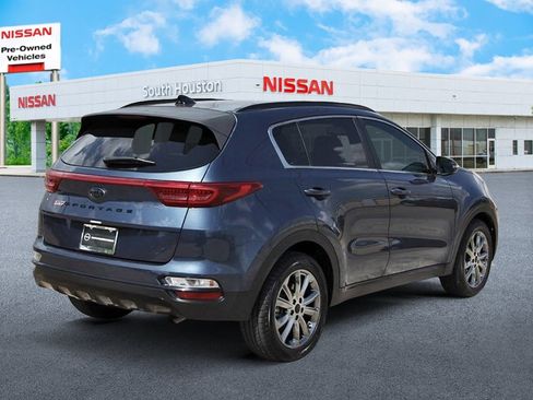 Used 2022 Kia Sportage Nightfall Edition w/ Nightfall Fwd Premium Package image 4