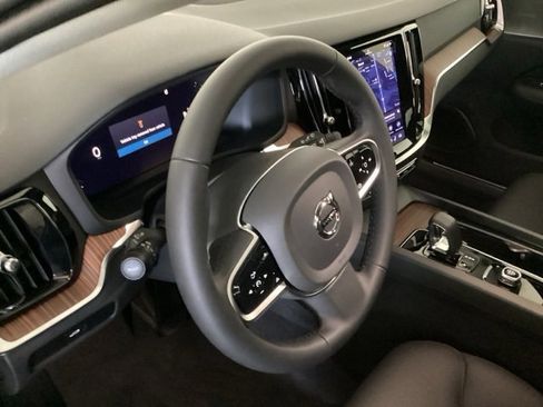 New 2026 Volvo V60 B5 Cross Country Plus w/ Climate Package image 9