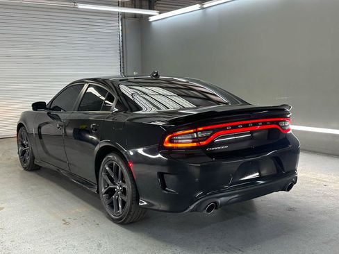 Used 2022 Dodge Charger R/T RWD image 6