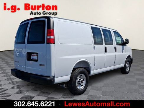 New 2026 GMC Savana 2500 w/ Driver Convenience Package RWD image 2