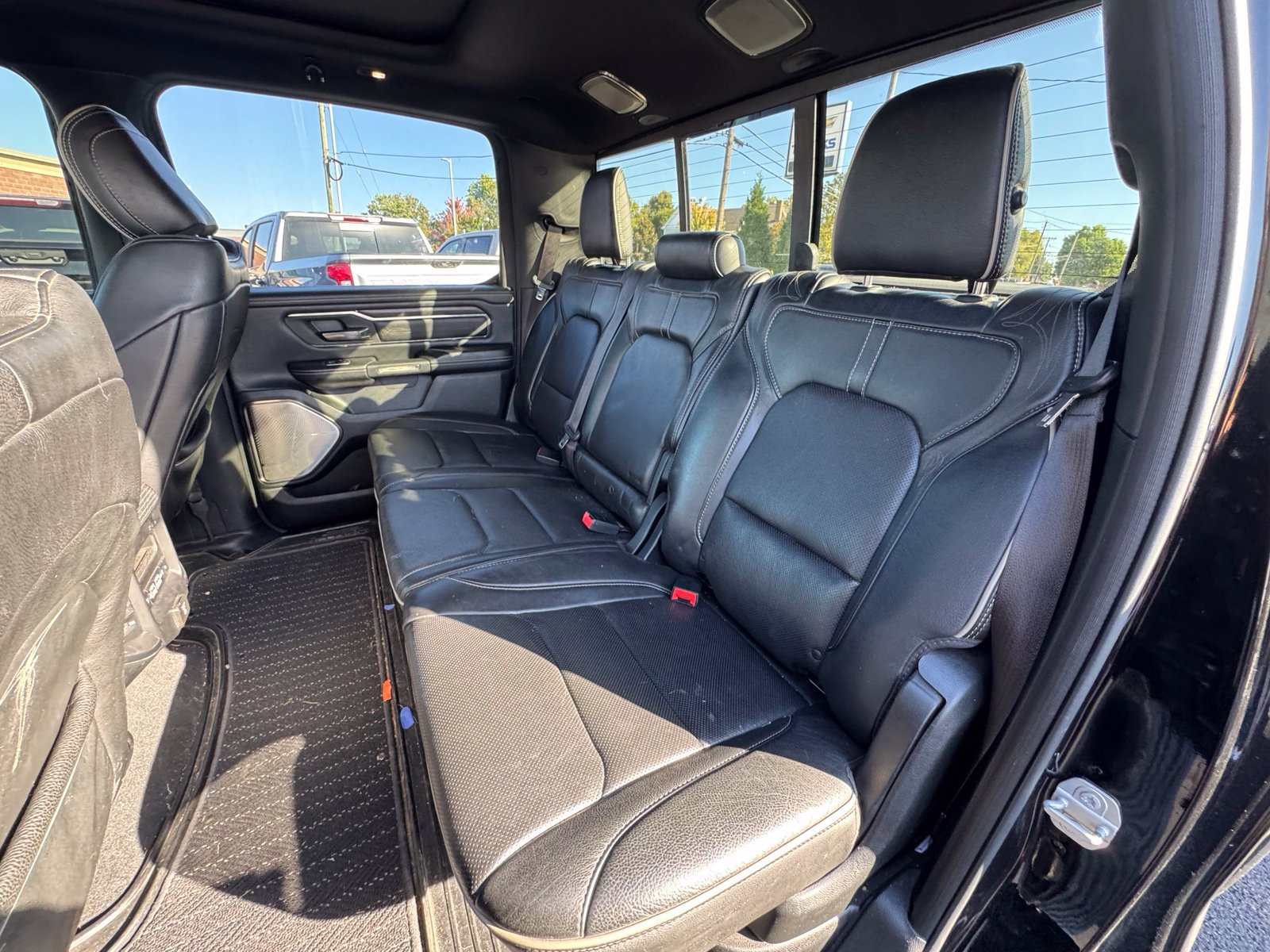 Used 2019 RAM 1500 Limited AWD/4WD image 24