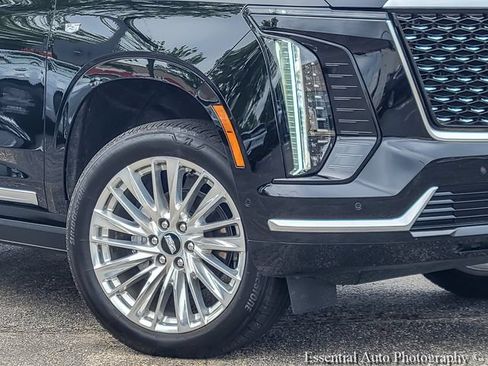 New 2026 Cadillac Escalade Luxury AWD/4WD image 4