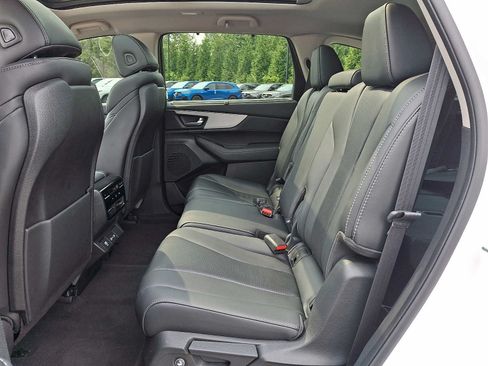 Certified 2024 Acura MDX SH-AWD w/ Technology Package image 10