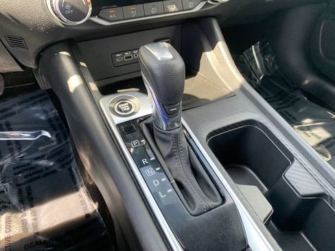 Used 2023 Nissan Sentra SV FWD image 22