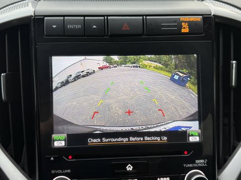 Used 2022 Subaru Ascent Limited AWD/4WD image 11