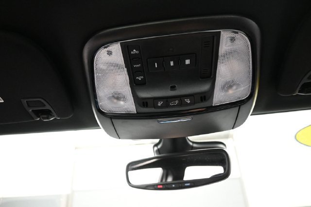 Used 2024 Dodge Durango GT AWD/4WD image 12