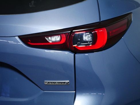 Used 2024 MAZDA CX-5 Carbon Edition image 17