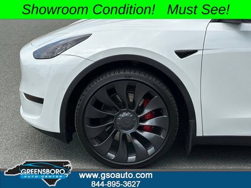 Used 2022 Tesla Model Y Performance AWD/4WD image 40