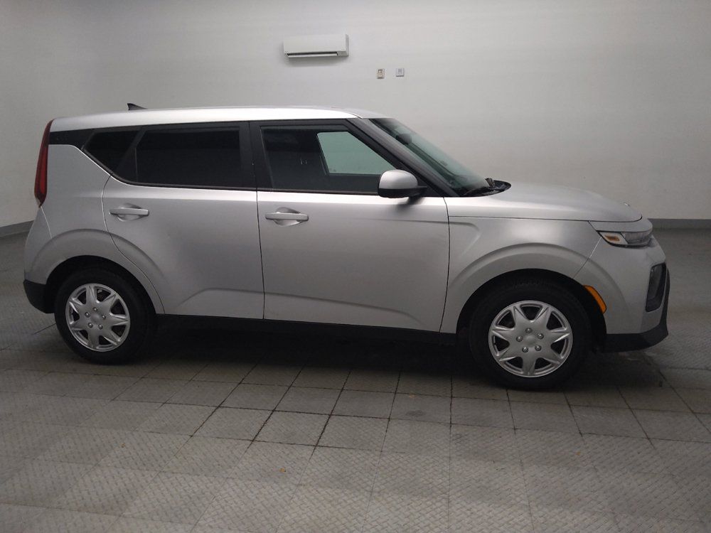 Used 2020 Kia Soul LX FWD image 11