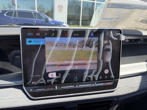 New 2026 Volkswagen Tiguan SE R-Line AWD/4WD image 32