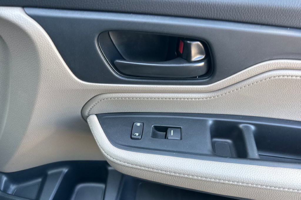 Certified 2024 Honda Odyssey EX-L image 21