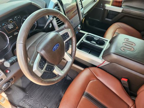 Used 2021 Ford F350 King Ranch w/ King Ranch Ultimate Package AWD/4WD image 13