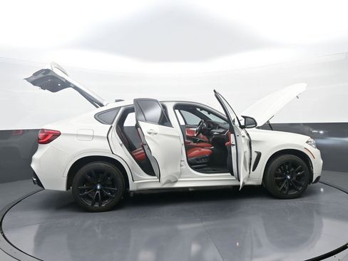 Used 2017 BMW X6 xDrive50i AWD/4WD image 45