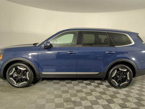 Used 2024 Kia Telluride S w/ S Sunroof Package image 8