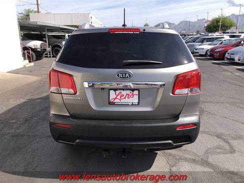Used 2012 Kia Sorento LX w/ V6 Convenience Pkg FWD image 7