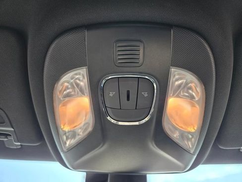 Used 2025 Jeep Compass Trailhawk AWD/4WD image 27