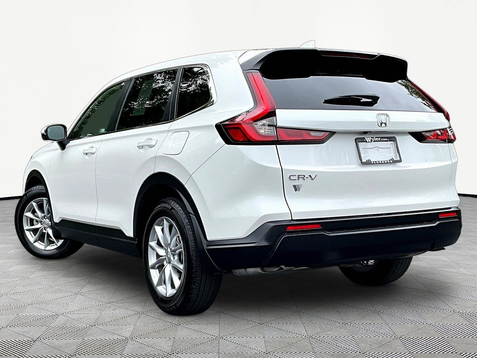 Used 2026 Honda CR-V EX image 4