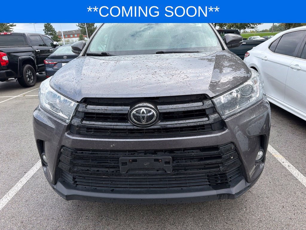 Used 2018 Toyota Highlander SE AWD/4WD image 2