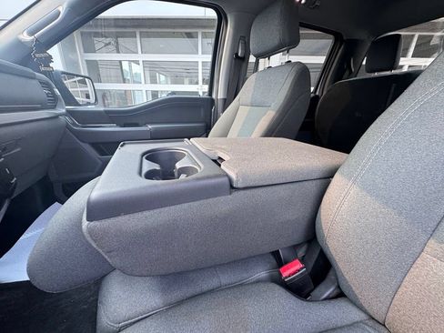 Used 2025 Ford F150 XLT AWD/4WD image 17